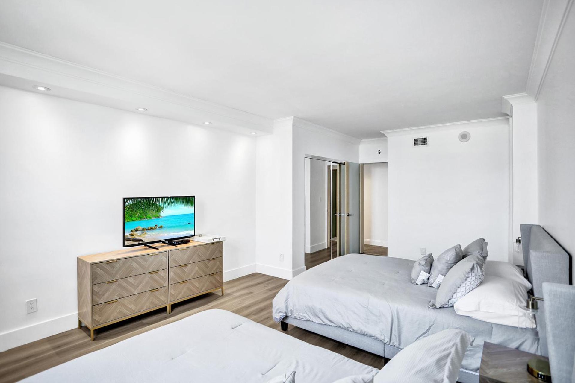 Ocean Reserve Condominium Miami Beach Ruang foto